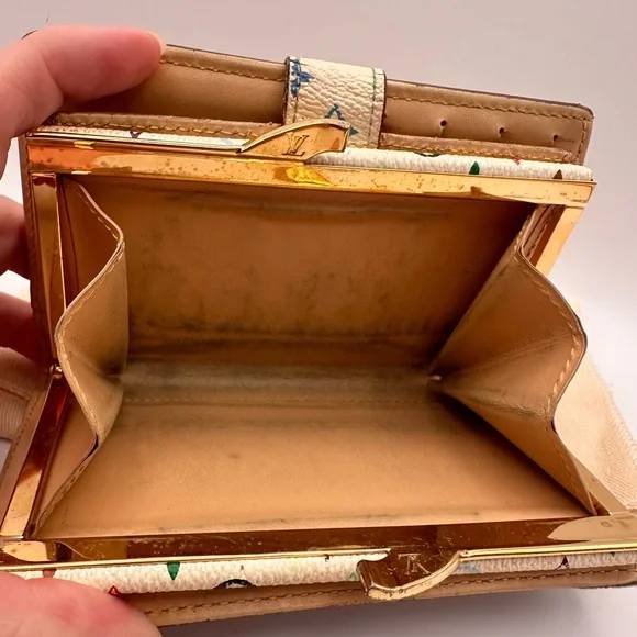 Louis Vuitton Murakami white kisslock wallet - Picture 5 of 16